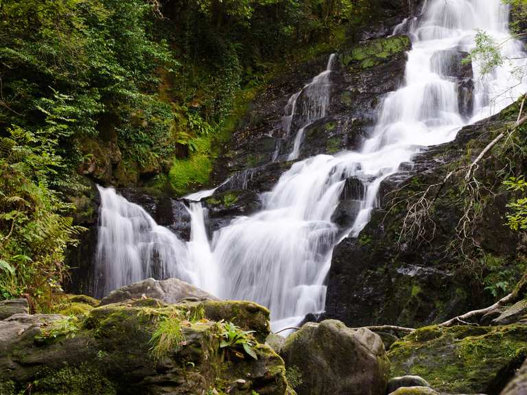 Torc Waterfall loop from Muckross House — Killarney National Park ...