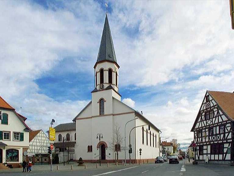 St. Gallus Kirche - Urberach/Rödermark ?‍♂️: Rennradfahren und ...