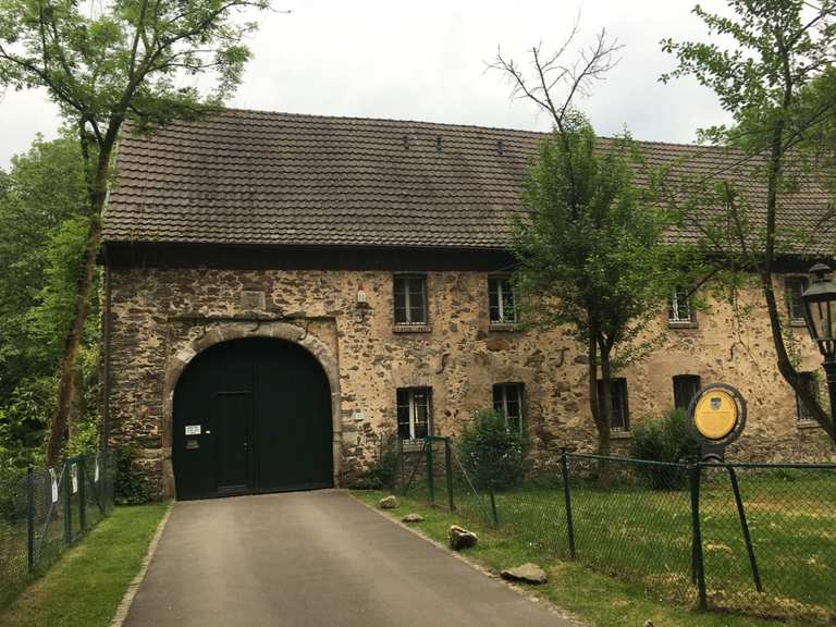 Wasserburg Haus Graven Langenfeld Rheinland Mettmann