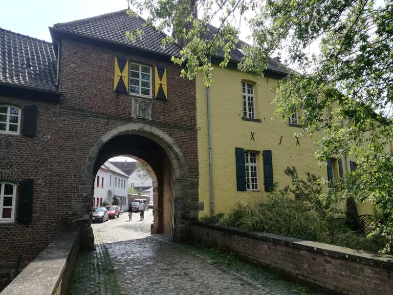 Historischer Ortskern Alt-Kaster wandelroutes en hikes | Komoot