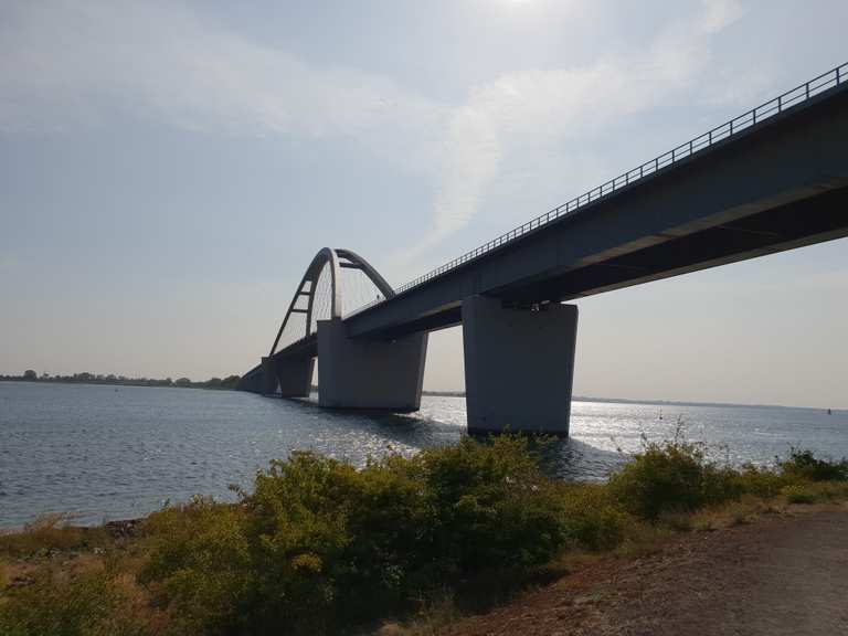 darf man mit dem fahrrad über die fehmarnsundbrücke