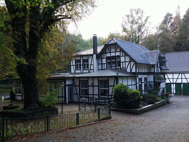 Krüdersheide Wasserburg Haus Graven Runde von Langenfeld