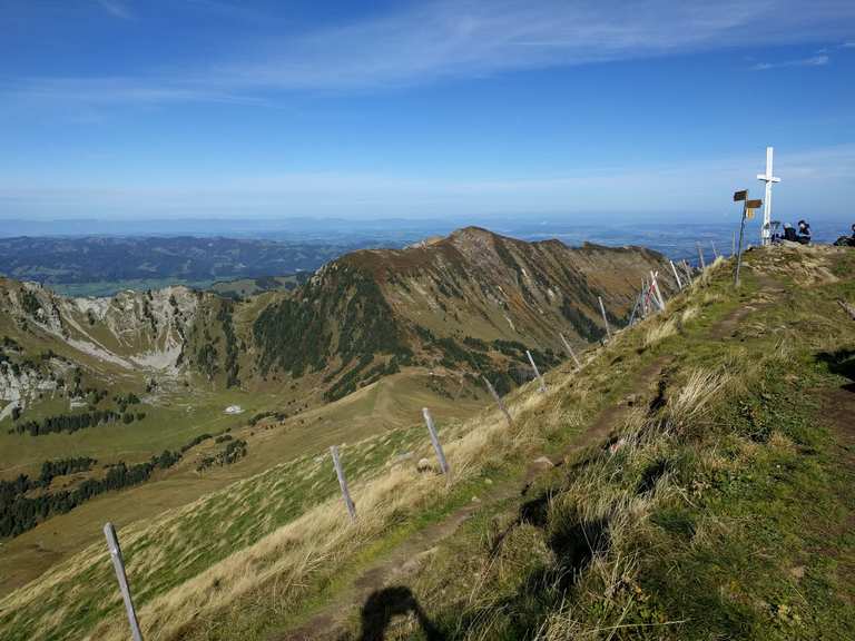 Fürstein: Wanderungen und Rundwege | komoot