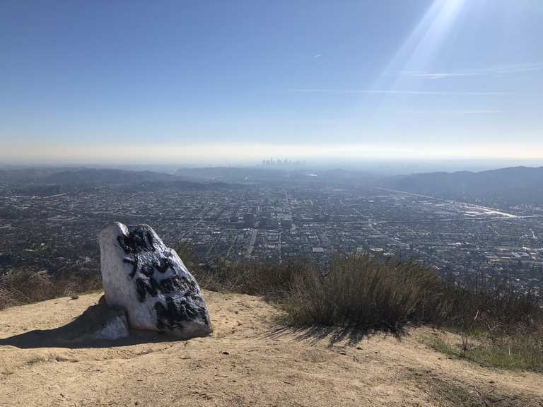 Tongva Peak and Mount Thom via the Verdugo Crest loop — Brand Park ...