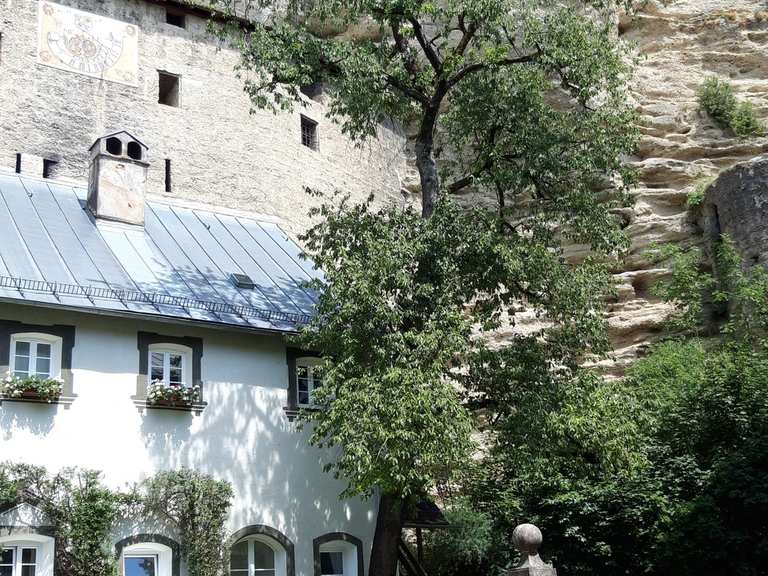 Burg Stein an der Traun Routes for Walking and Hiking Komoot