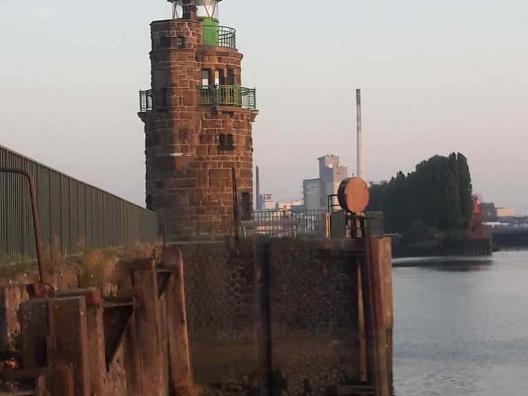 Molenfeuer Überseestadt „Mäuseturm“ - Bremen, Deutschland | Radtouren