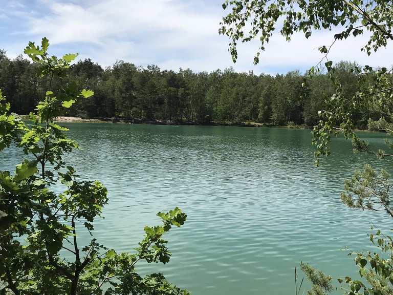 Tolle Kiesgrube mit klarem Wasser und mit Badeerlaubnis Routes for Walking and Hiking Komoot