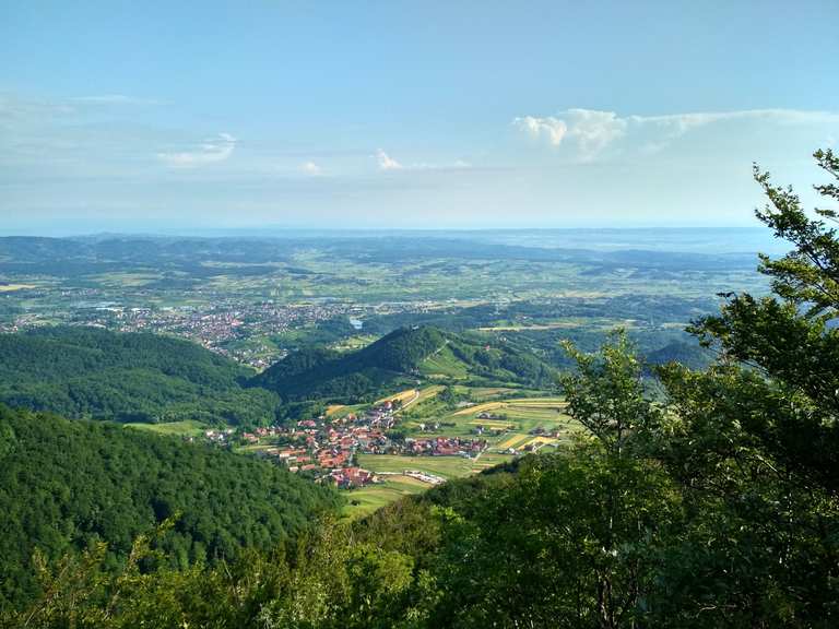 Ivanscica piramida Ivanščica peak 1061m Runde von Prigorec