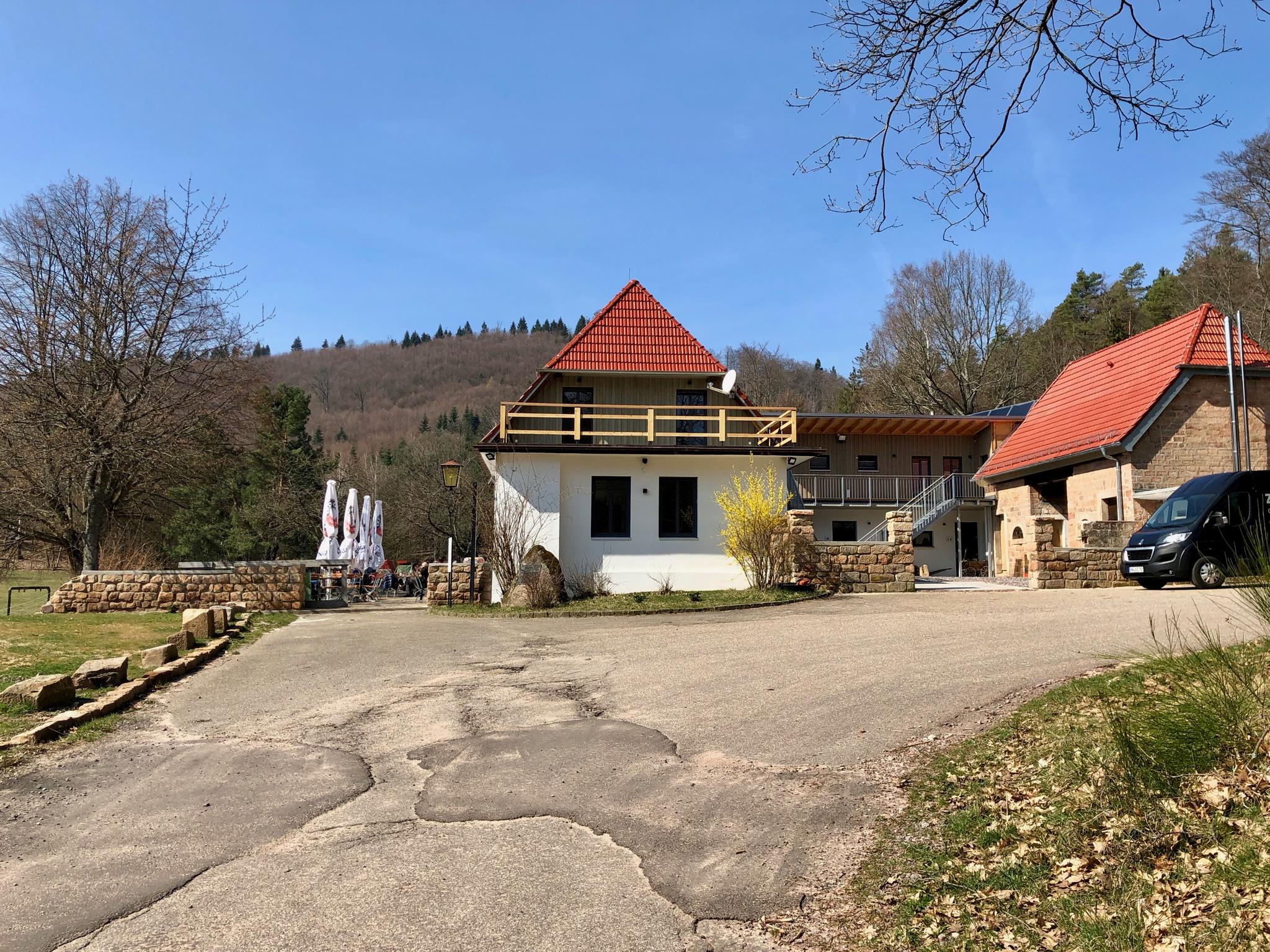 Forsthaus Annweiler/Schwarzer Fuchs: Wanderungen Und Rundwege | Komoot