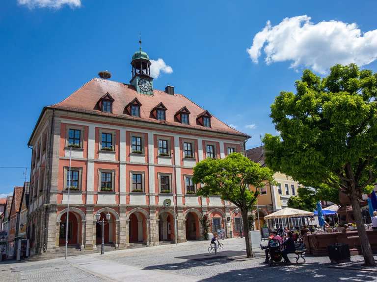 Neustädter Marktplatz Radtouren und Radwege komoot