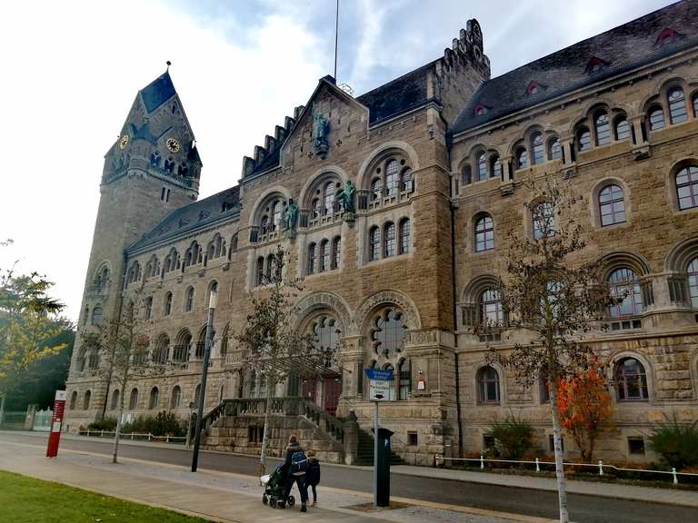 Preußisches Regierungsgebäude Wanderungen und Rundwege komoot