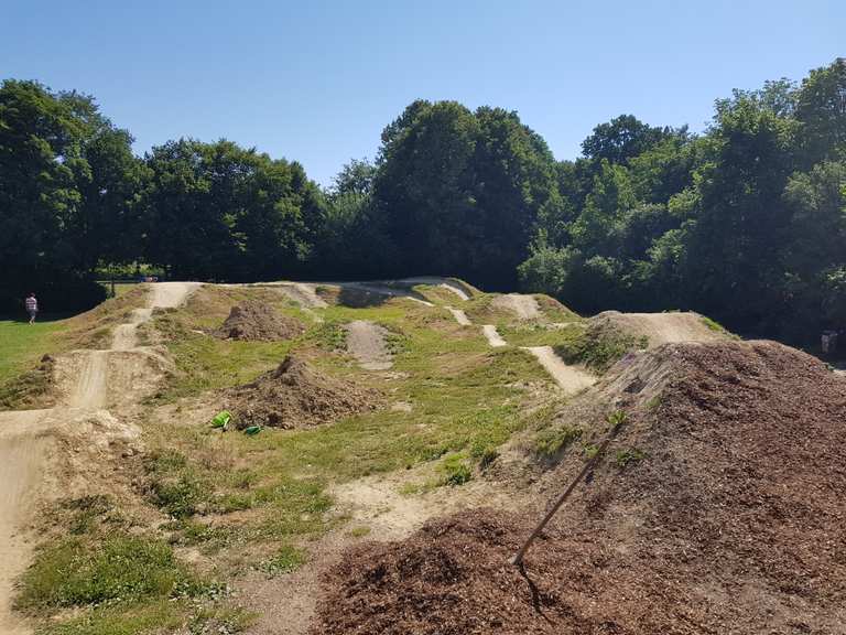 Dirt parks hot sale near me