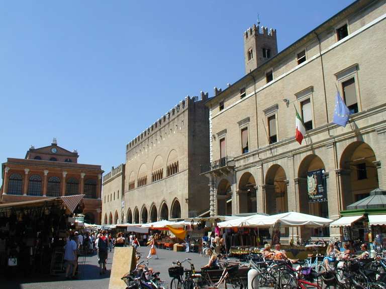 Between the promenade and the historic center of Rimini – loop tour ...