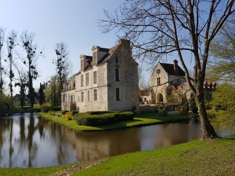 Château de Pontarmé Itinéraires de rando et marche Komoot