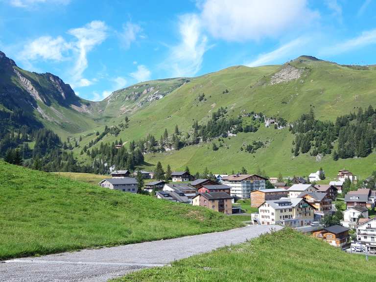 Stoos Dorf - Itinéraires de rando et marche | Komoot
