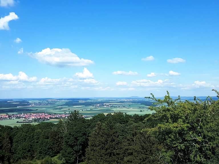 Der gelbe Berg: Wanderungen und Rundwege | komoot