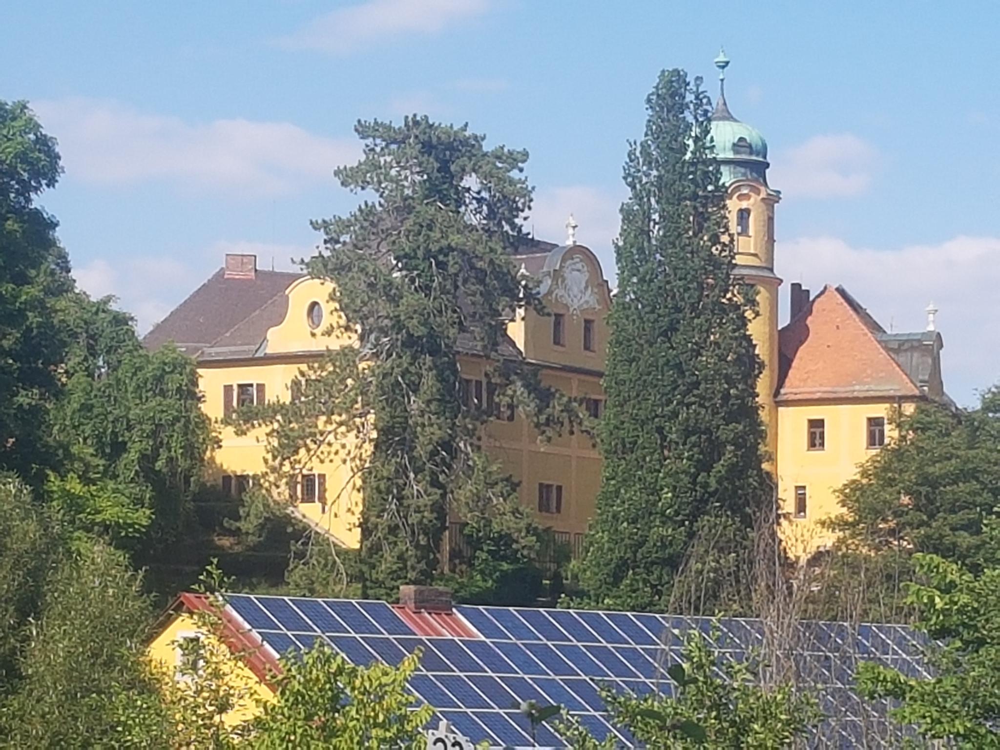 Blick Auf Schloss Reuth : Radtouren Und Radwege | Komoot