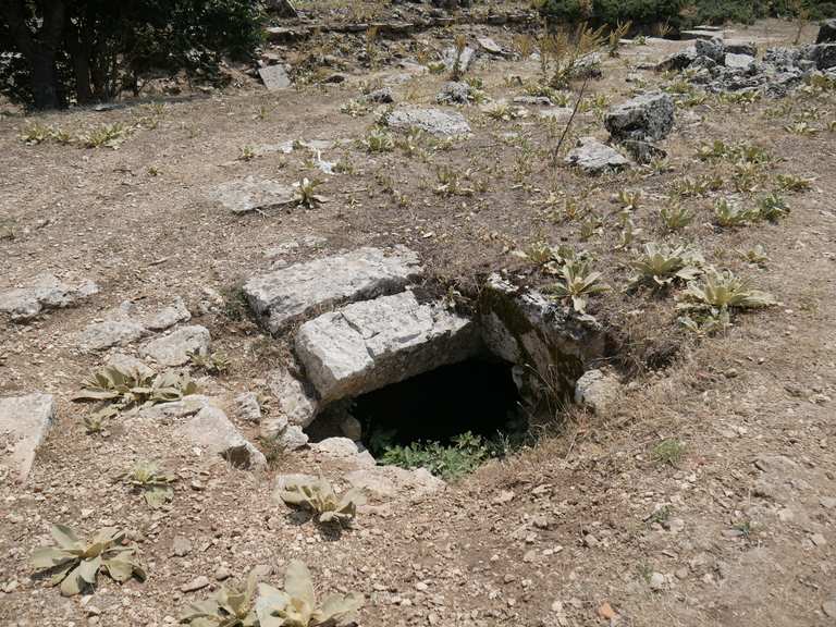 Collapsed Cistern of the Agora of Kremna Routes for Walking and Hiking ...