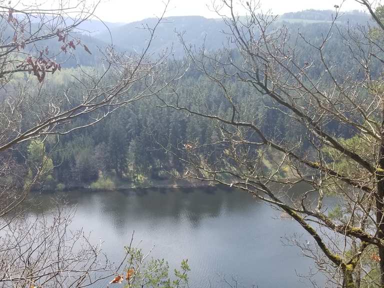 Sicht auf Kraftwerk Conrod: Wanderungen und Rundwege | komoot