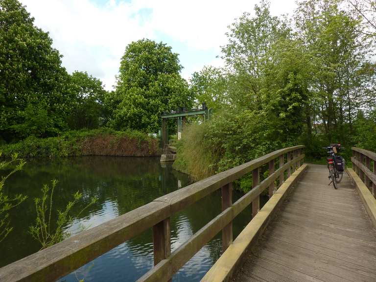 InnersteRadweg Staudamm, Sarstedt Runde von Sarstedt Fahrradtour