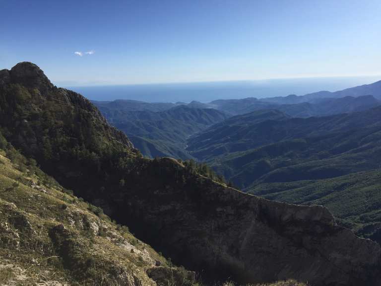 Etappe 10: Vom Passo Tanarello nach Ventimiglia - Die Alta Via dei ...