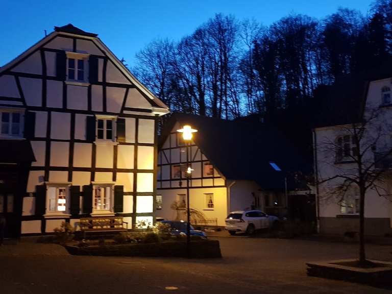 Mühlenweg am Museum Wanderungen und Rundwege komoot