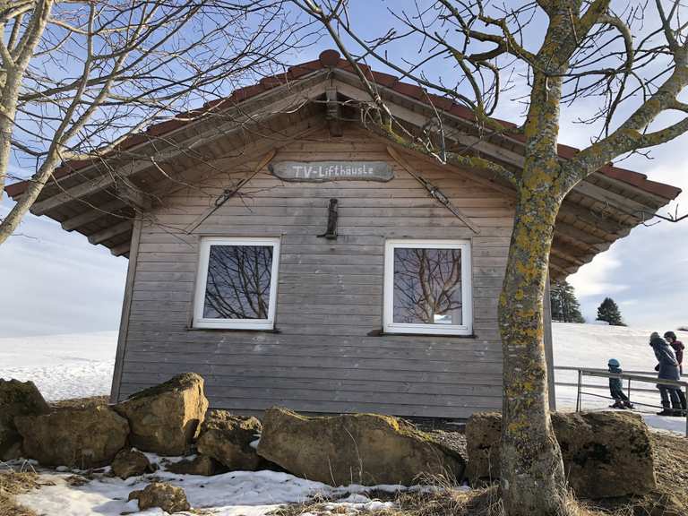 Blick auf den Hohenkarpfen Runde von Hausen ob Verena