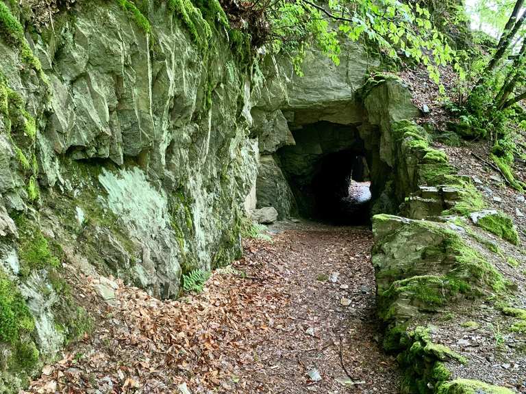 Felstunnel: Wanderungen und Rundwege | komoot