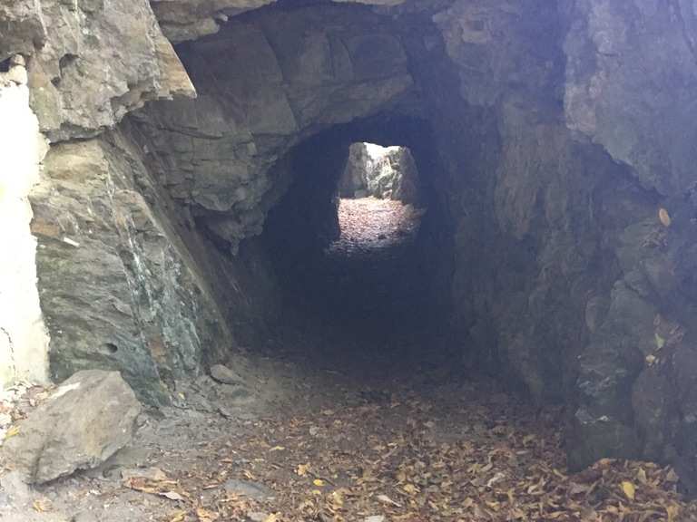 Felstunnel: Wanderungen und Rundwege | komoot