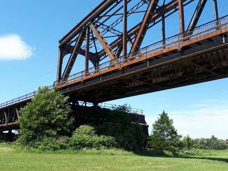 HausKnippEisenbahnbrücke Radtouren und Radwege komoot