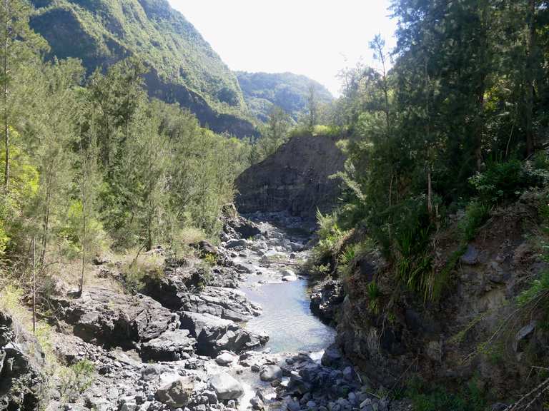 Douze cascades de la Rivière du Mât — Randopitons