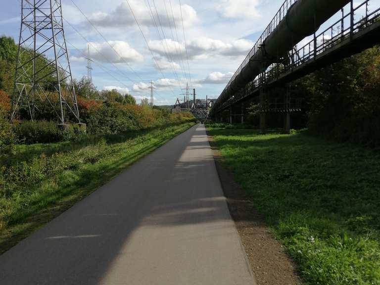 Schöne Strecke An Der Saar Schloßplatz Rondje Vanuit Saarbrücken