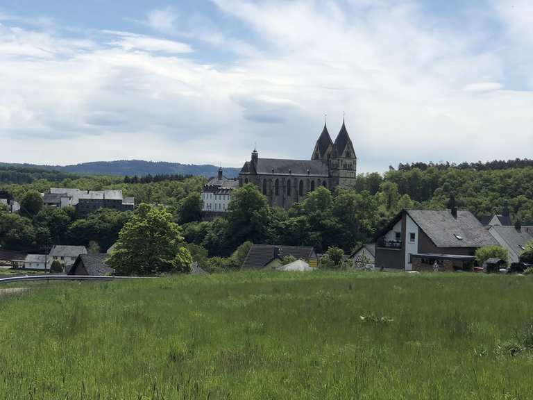 Nunkirche Sargenroth – Domblick Rondje vanuit Simmern | wandeling | Komoot