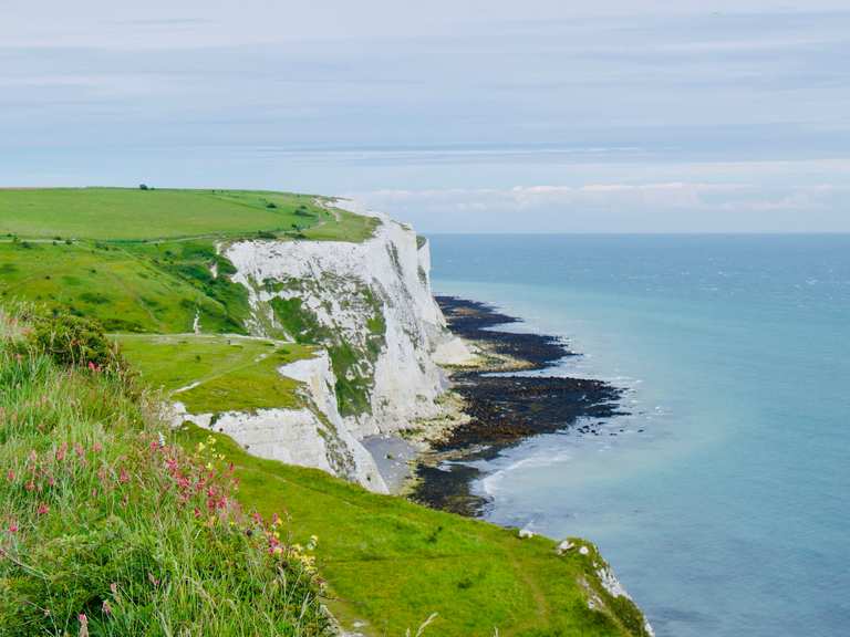 White Cliffs of Dover – Viewpoint over the cliffs loop from Walmer ...