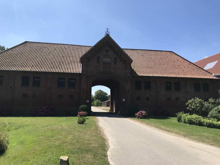 Gut Neuhaus Radtouren und Radwege komoot