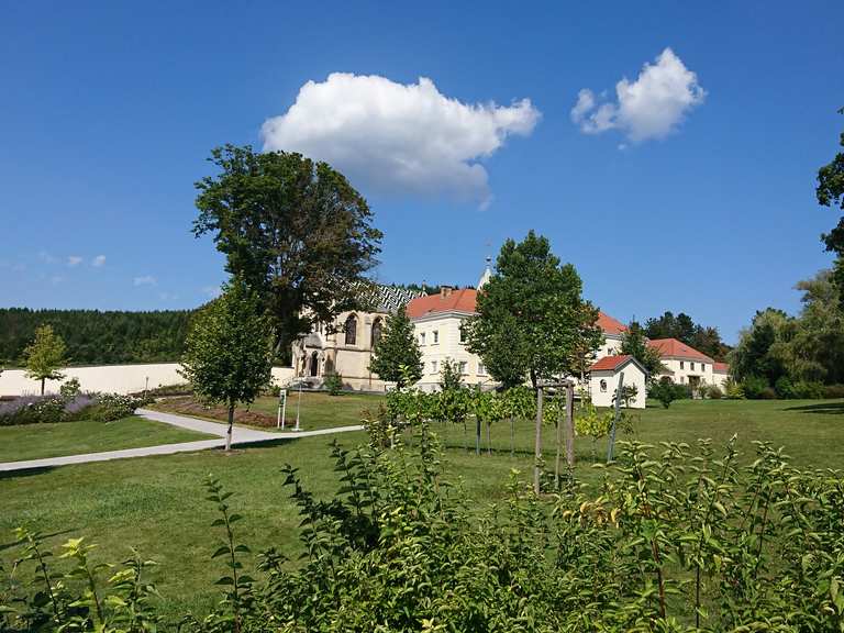 Schloss Mayerling: Mountainbike-Touren und -Trails | komoot