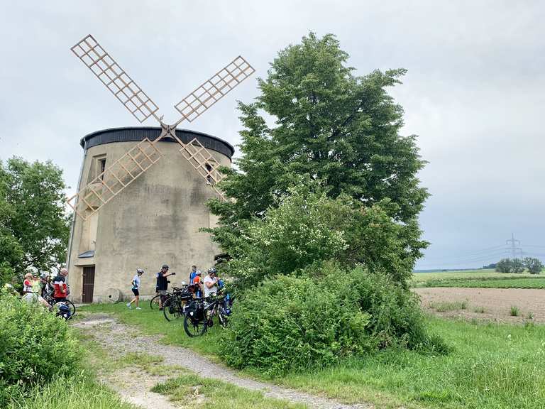 historische Windmühle Tettau Radtouren und Radwege komoot