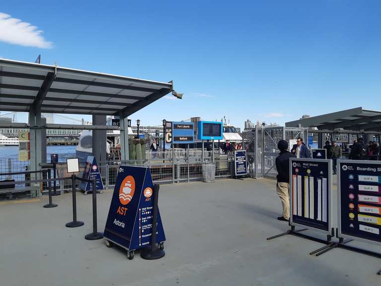 Ferry Terminal Pier 11 / Wall Street: Wanderungen und Rundwege | komoot