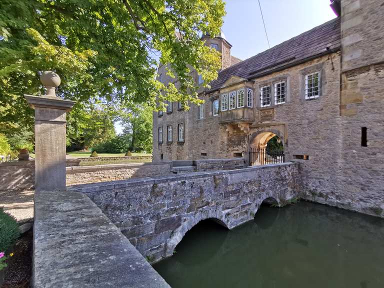 Wasserschloss Hülsede Radtouren und Radwege komoot