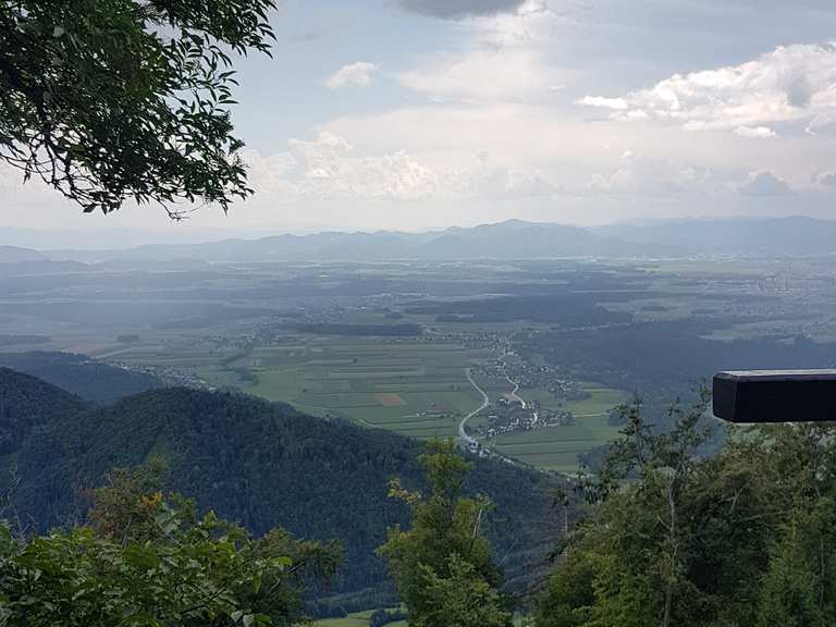 Planinska koča Iskra Routes for Walking and Hiking | Komoot