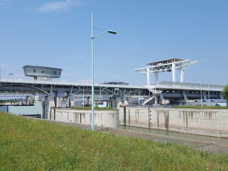 Kraftwerk Freudenau Radtouren und Radwege komoot