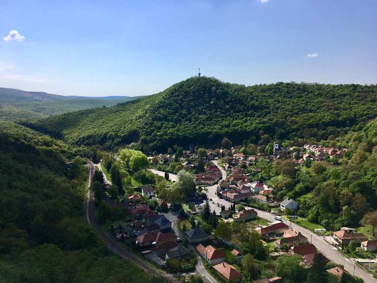 ehemalige Burg - Heves, Ungarn | Wandertipps & Fotos | Komoot