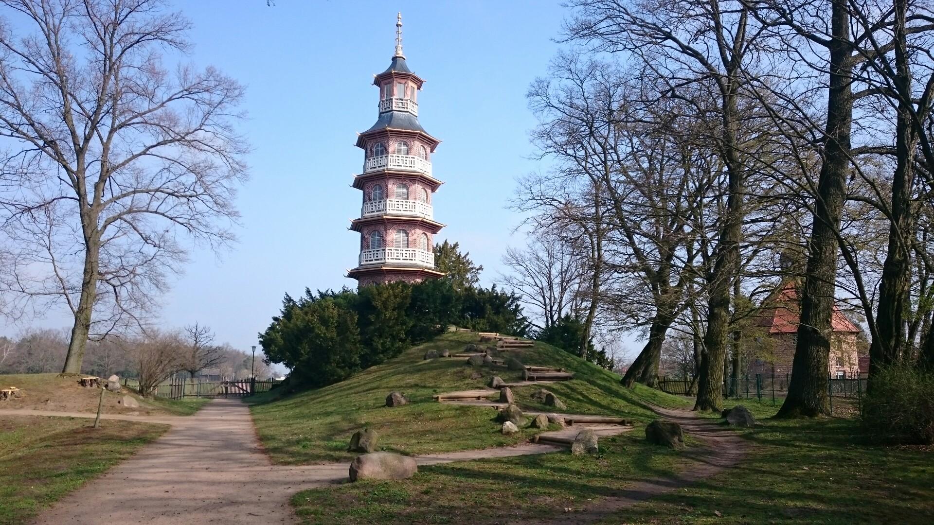 0?width=320&height=180&crop=true&q=70 Radverleih D&uuml;bener Heide &ndash; Ferropolis, Schloss Oranienbaum