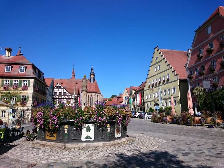 Marktplatz Feuchtwangen – Mühlen-Restaurant Walkmühle Runde von ...