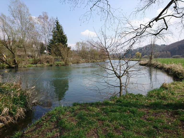 Blautopf Blick auf das Rusenschloss Runde von Ulm