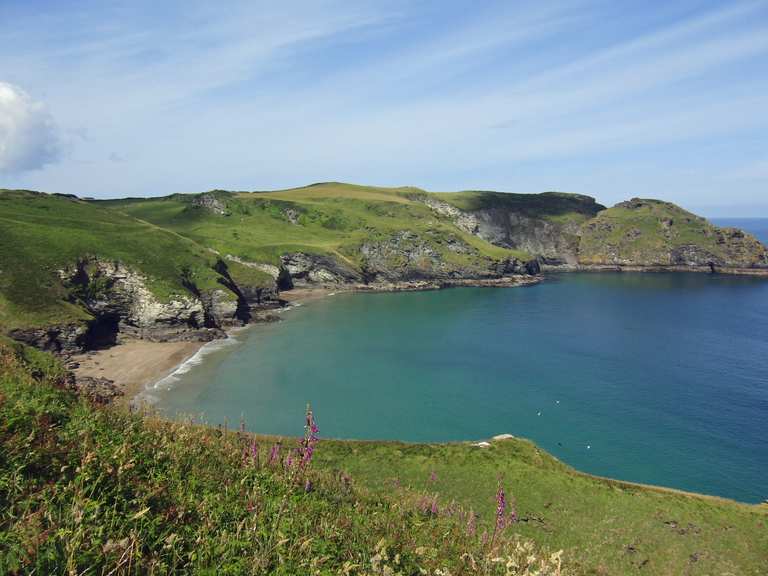 Bossiney Cove Routes for Walking and Hiking | Komoot