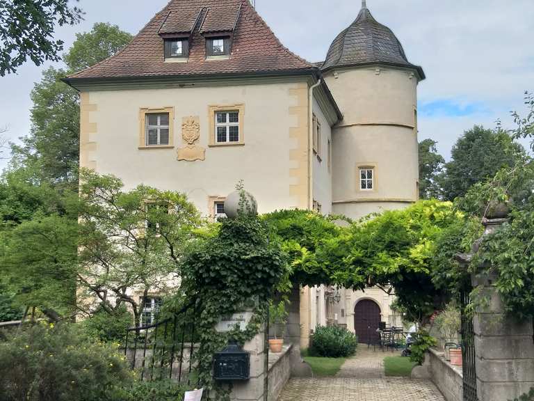 Wasserschloss Kleinbardorf Wanderungen und Rundwege komoot