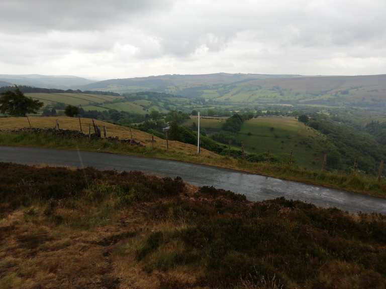 Clough Lane Stanage Edge from the Dale Loop from Sheffield bike