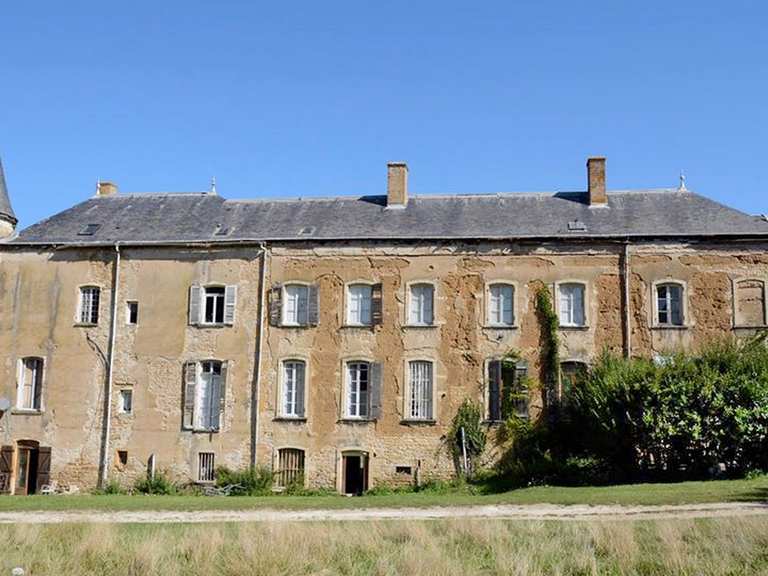 Chateau De Montbriand Messimy Sur Saone Bourg En Bresse Radtouren Tipps Fotos Komoot