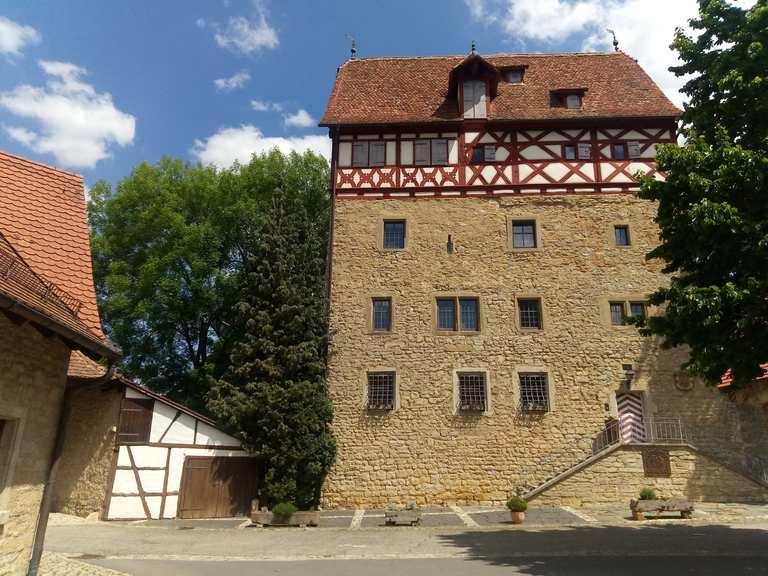 Laudenbach mit Schloss Laudenbach Routes for Walking and Hiking Komoot